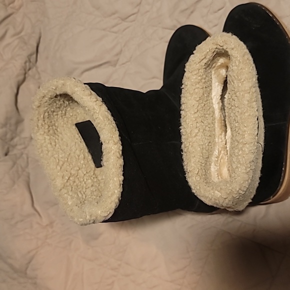 No brand size 8, short heel lined boots, worn once - Picture 6 of 6
